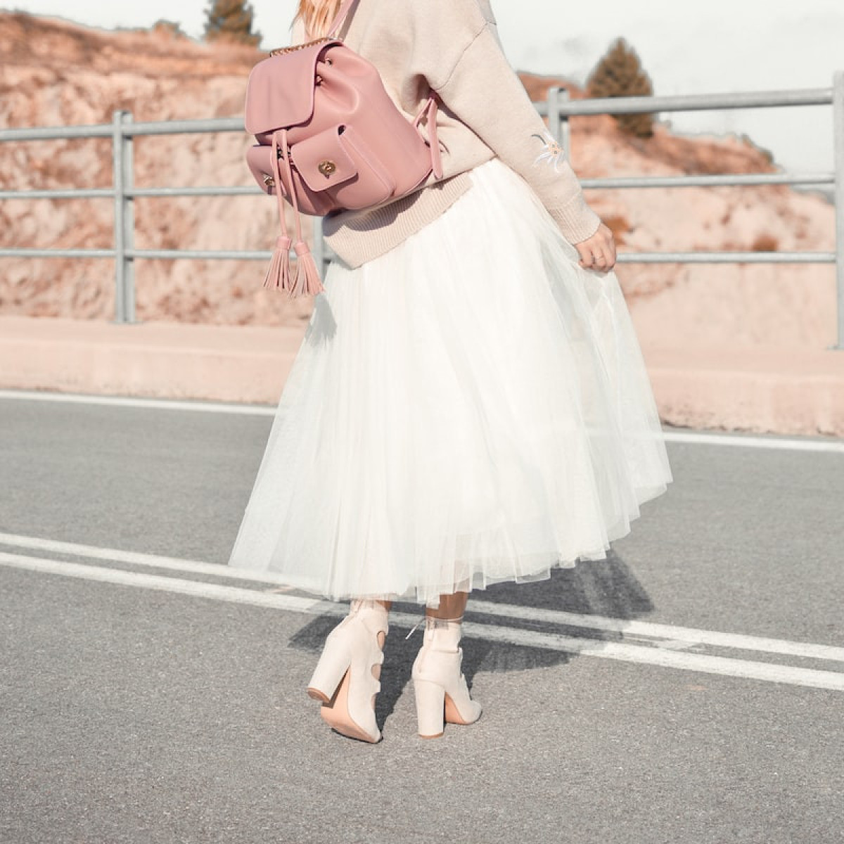 Quia cum atque tenetur et qui.